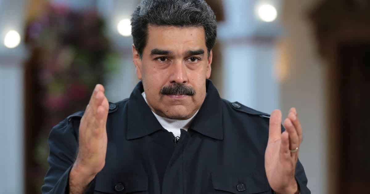 Maduro Nyu-York küçələrində belə aparıldı – VİDEO Maduro Nyu-York küçələrində belə aparıldı – VİDEO