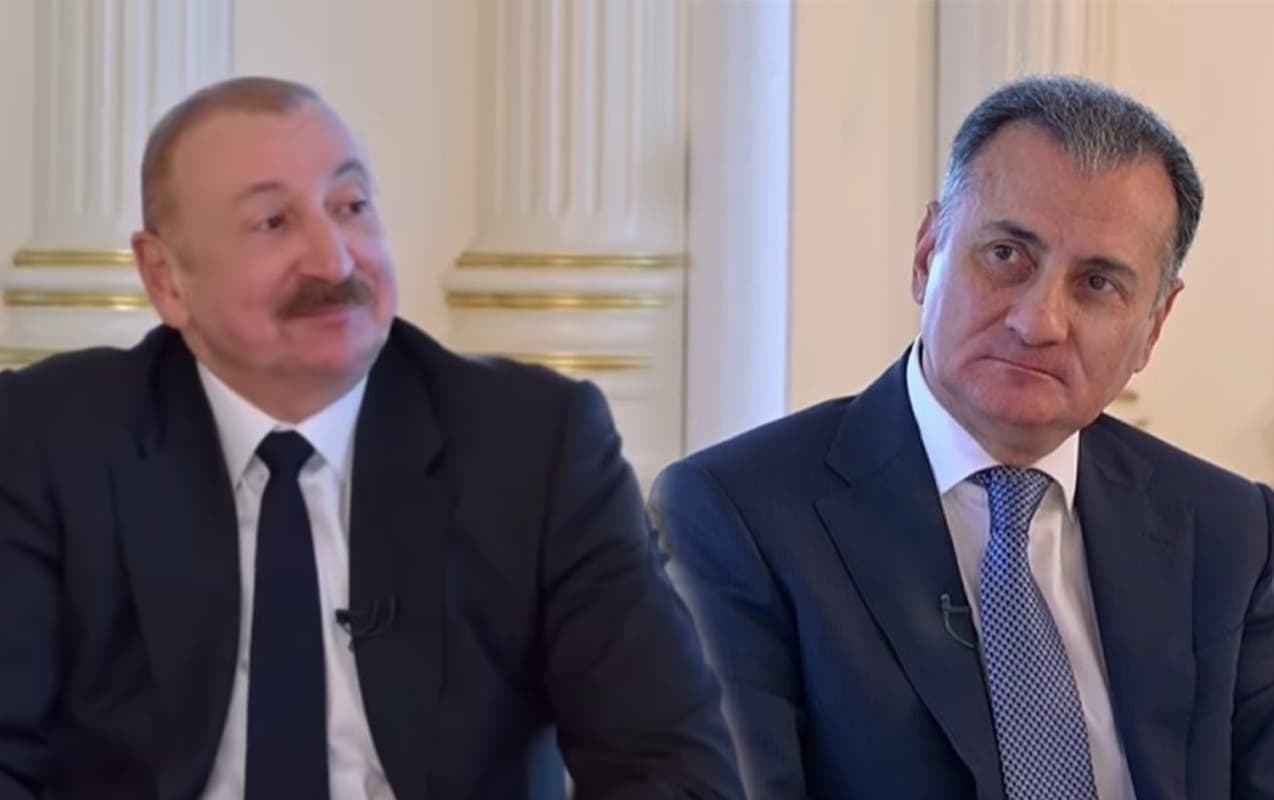 28 il sonra həmin sualı Prezidentə verdi – VİDEO 28 il sonra həmin sualı Prezidentə verdi – VİDEO