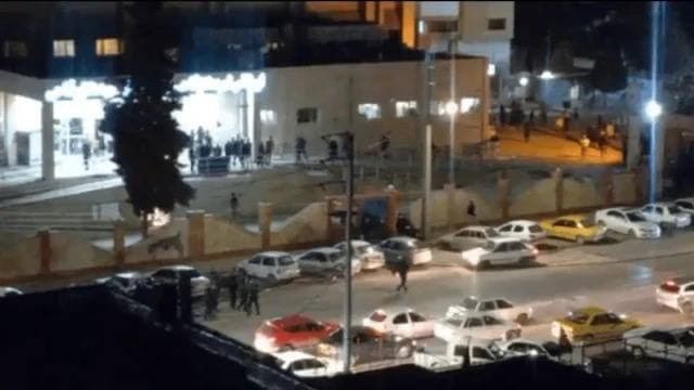 İranda xəstəxanaya basqın: Yaralı etirazçılar saxlanıldı İranda xəstəxanaya basqın: Yaralı etirazçılar saxlanıldı