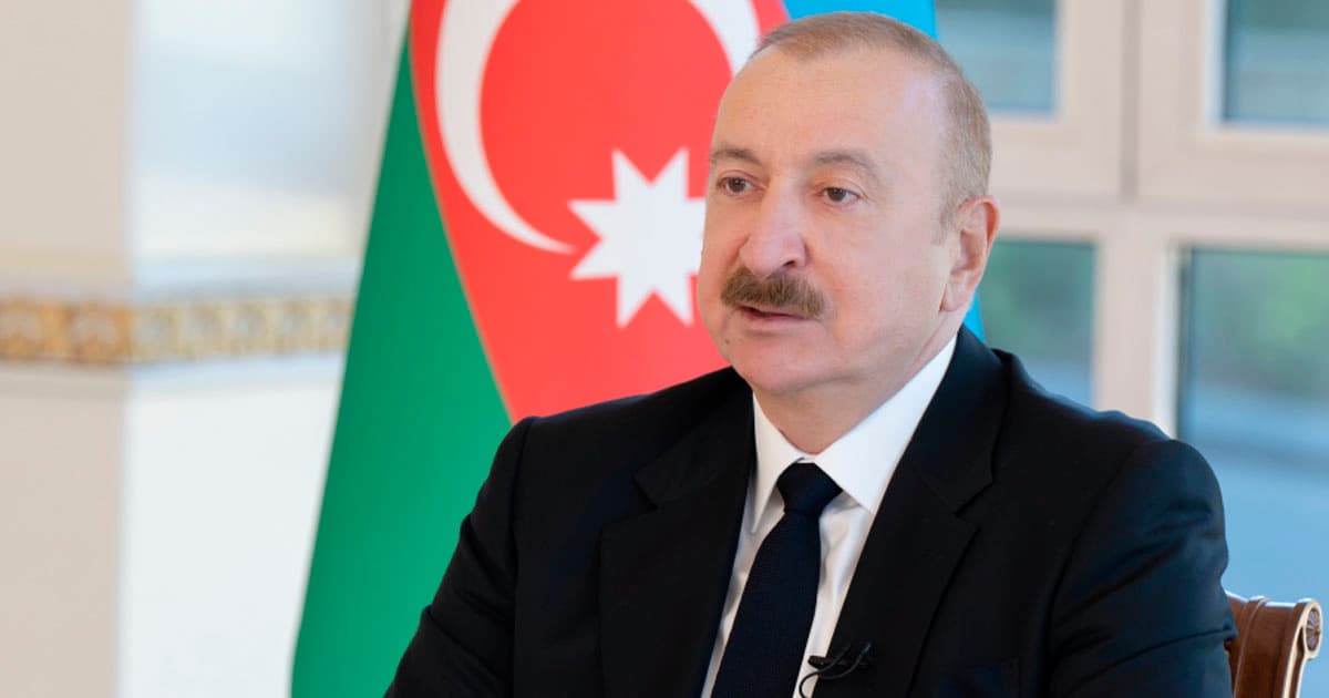 Dini konfessiya rəhbərləri Prezident İlham Əliyevə təşəkkür etdi Dini konfessiya rəhbərləri Prezident İlham Əliyevə təşəkkür etdi