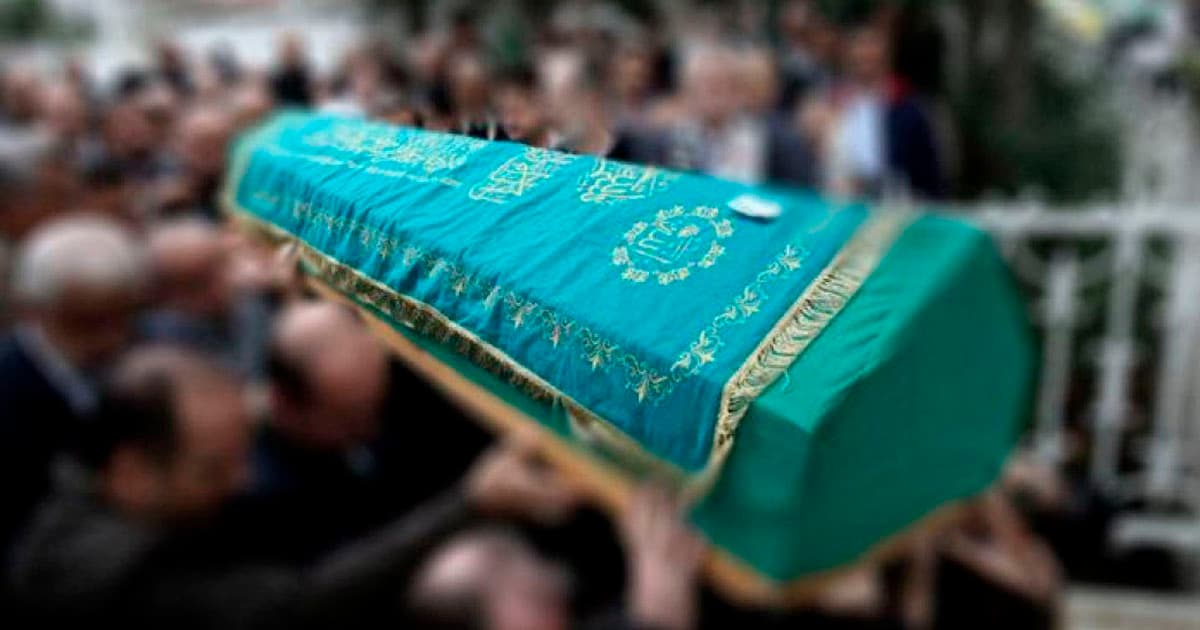 İranda generalın oğlu öldürüldü – FOTO İranda generalın oğlu öldürüldü – FOTO