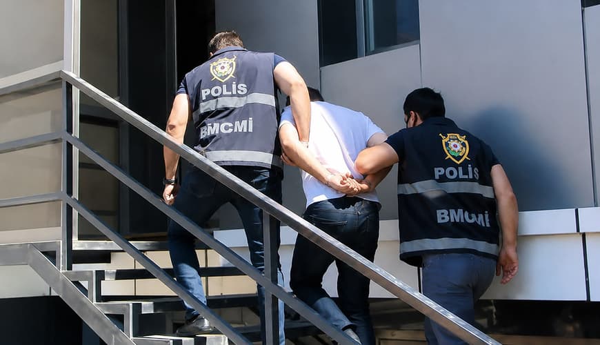 Həbs edilən iş adamları kimlərdir - izlər Xızıya aparır Həbs edilən iş adamları kimlərdir - izlər Xızıya aparır