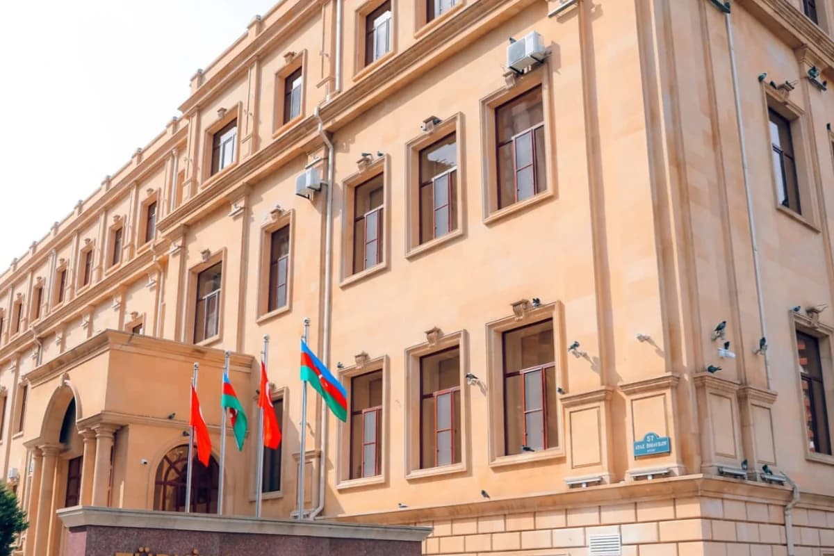 Azərbaycanda universitetə rektor TƏYİN EDİLDİ - FOTO Azərbaycanda universitetə rektor TƏYİN EDİLDİ - FOTO
