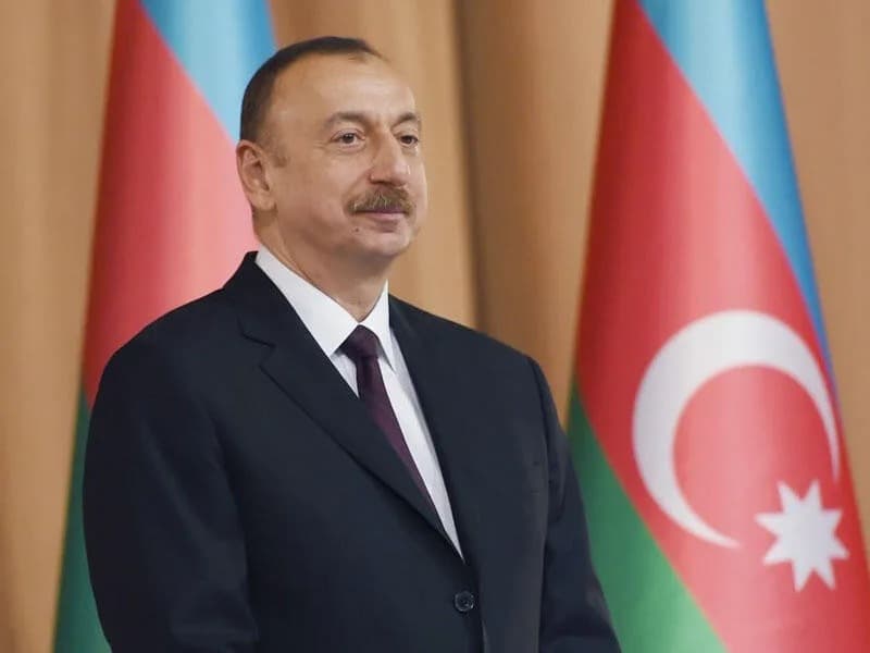 İlham Əliyev Qırğızıstana təşəkkür etdi İlham Əliyev Qırğızıstana təşəkkür etdi