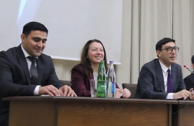 Sabiq nazirin rəhbərlik etdiyi qurum borca düşdü Sabiq nazirin rəhbərlik etdiyi qurum borca düşdü