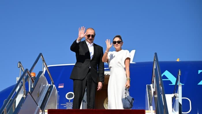 İlham Əliyevin Qırğızıstana dövlət səfəri BAŞA ÇATDI - FOTO İlham Əliyevin Qırğızıstana dövlət səfəri BAŞA ÇATDI - FOTO