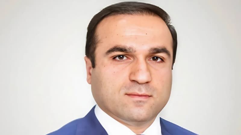Namik Xıdırovun müşaviri vəzifəsindən getdi - Ştatı ləğv edildi Namik Xıdırovun müşaviri vəzifəsindən getdi - Ştatı ləğv edildi