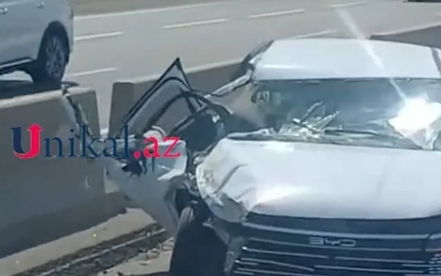 BYD "Kamaz"la toqquşdu - Ölən var (VİDEO) BYD "Kamaz"la toqquşdu - Ölən var (VİDEO)