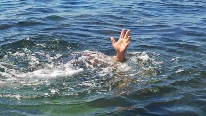 Ələtdə dənizdə batan yeniyetmə ilə bağlı MƏLUMAT Ələtdə dənizdə batan yeniyetmə ilə bağlı MƏLUMAT