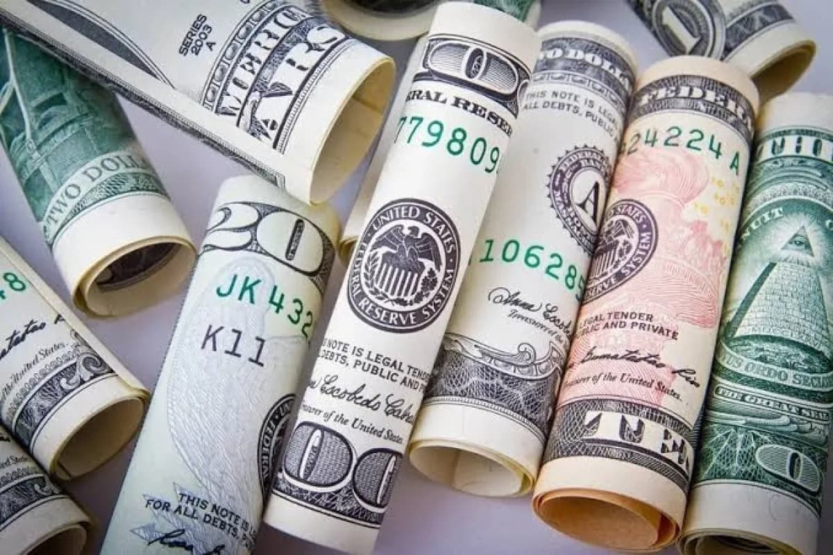 Dolların məzənnəsi ilə bağlı - VACİB XƏBƏR Dolların məzənnəsi ilə bağlı - VACİB XƏBƏR