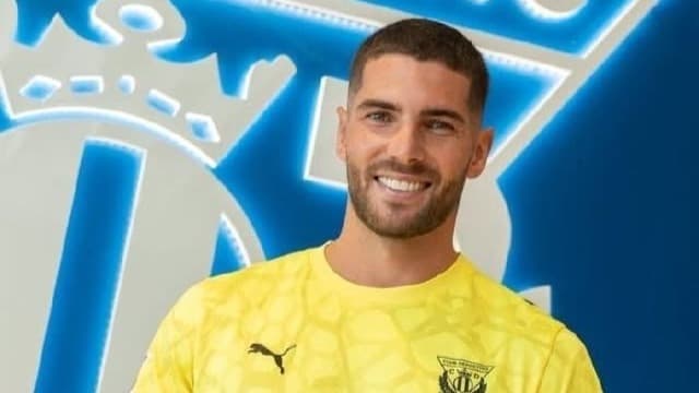 Zidanın oğlu "Leqanes"ə transfer olundu Zidanın oğlu "Leqanes"ə transfer olundu