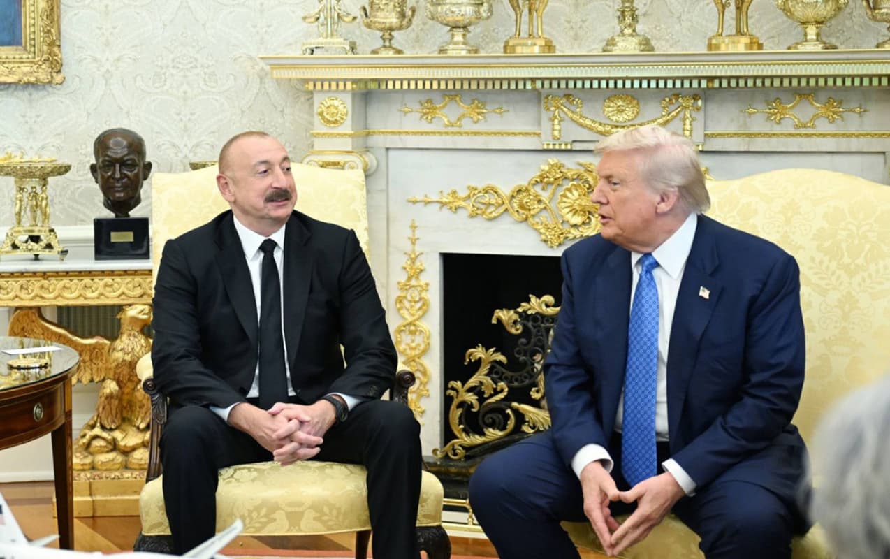 Prezident Trampa məktub ünvanladı Prezident Trampa məktub ünvanladı