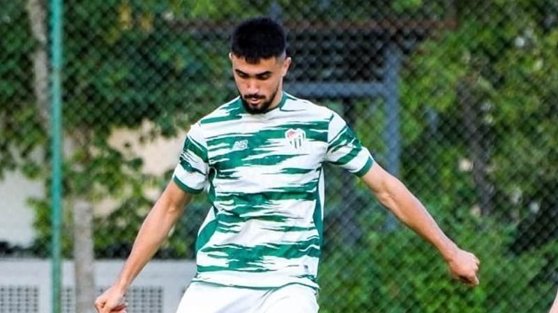 Toral Bayramov "Bursaspor"da ilk rəsmi oyununa çıxdı Toral Bayramov "Bursaspor"da ilk rəsmi oyununa çıxdı