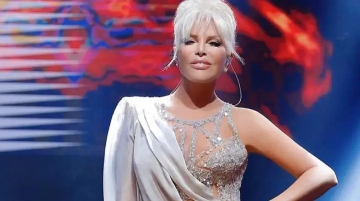 Ajda Pekkan cavan qalmağının sirrini açıqladı Ajda Pekkan cavan qalmağının sirrini açıqladı
