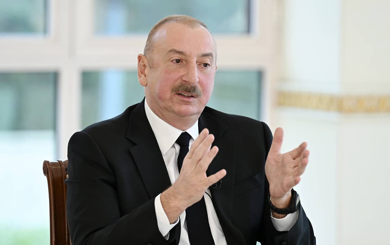 “Bu termində təhqiramiz bir məna axtarmaq lazım deyil” - İlham Əliyev “Bu termində təhqiramiz bir məna axtarmaq lazım deyil” - İlham Əliyev