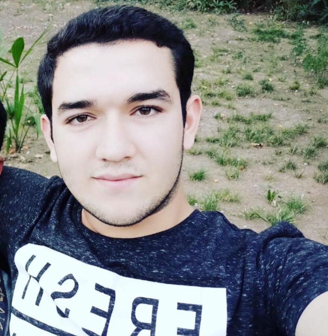 Hərbi xidmətdən qayıdan 22 yaşlı gəncin köməyə ehtiyacı var - FOTOLAR Hərbi xidmətdən qayıdan 22 yaşlı gəncin köməyə ehtiyacı var - FOTOLAR