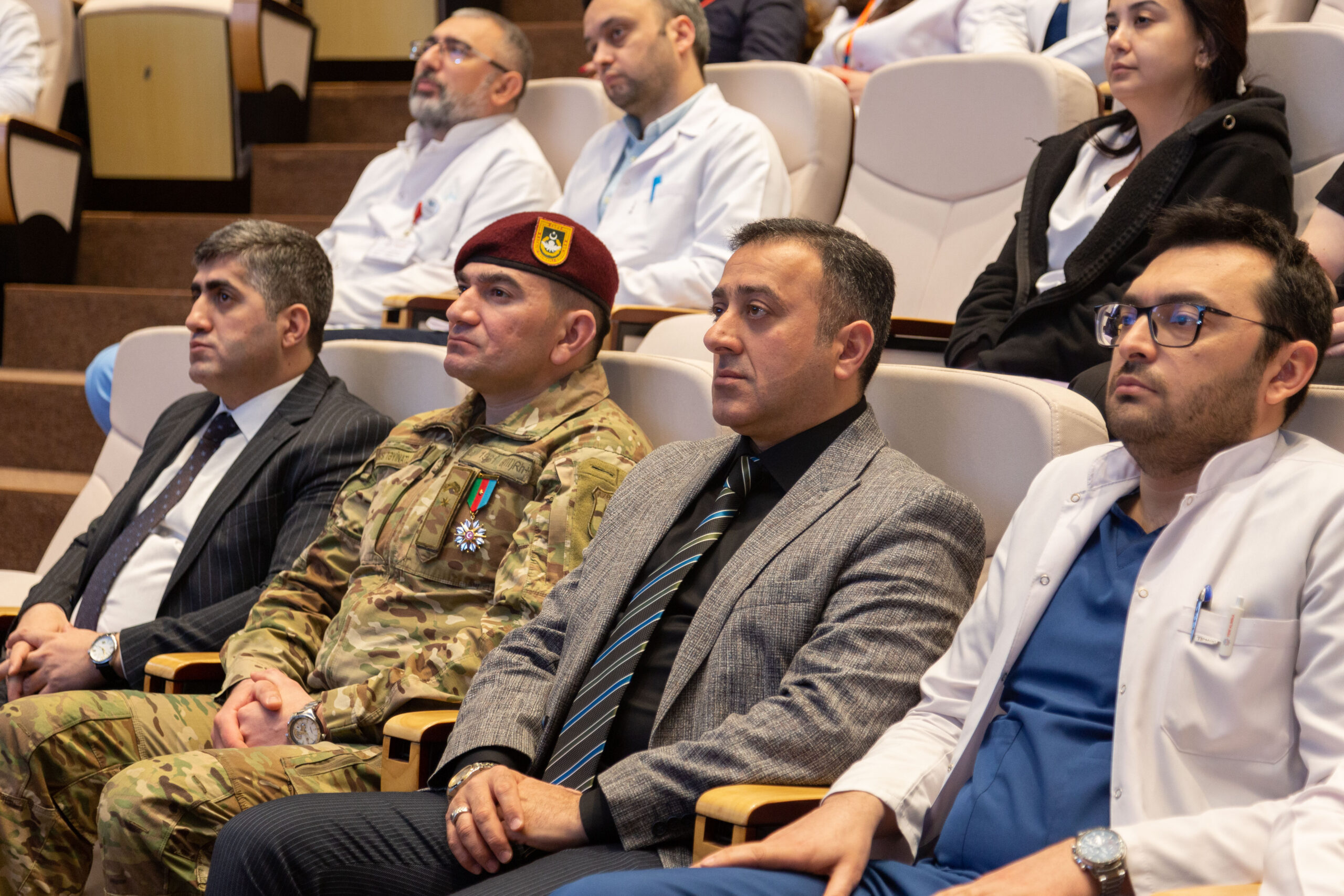Xocalı anım mərasimi Yeni Klinika