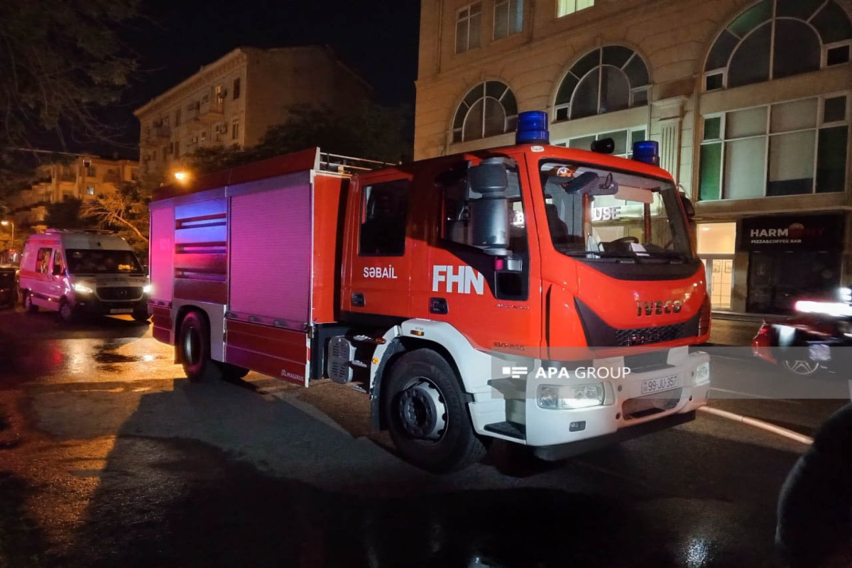 Bakıda restoranda partlayışla müşahidə olunan güclü yanğın baş verib - FOTO 