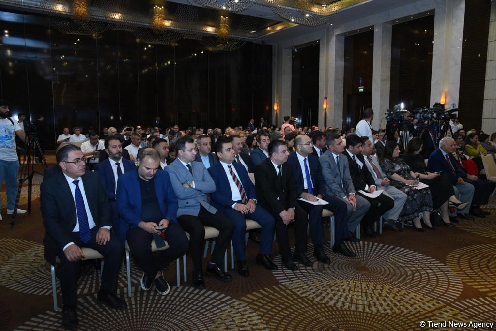 Milli Mətbuatın 148 illiyinə həsr olunmuş konfrans keçirilir (FOTO)