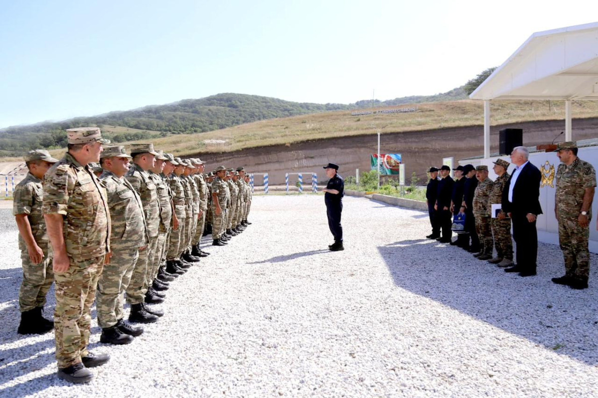 Baş prokuror Kəlbəcər və Laçında olub, hərbçilərlə görüşüb - FOTO