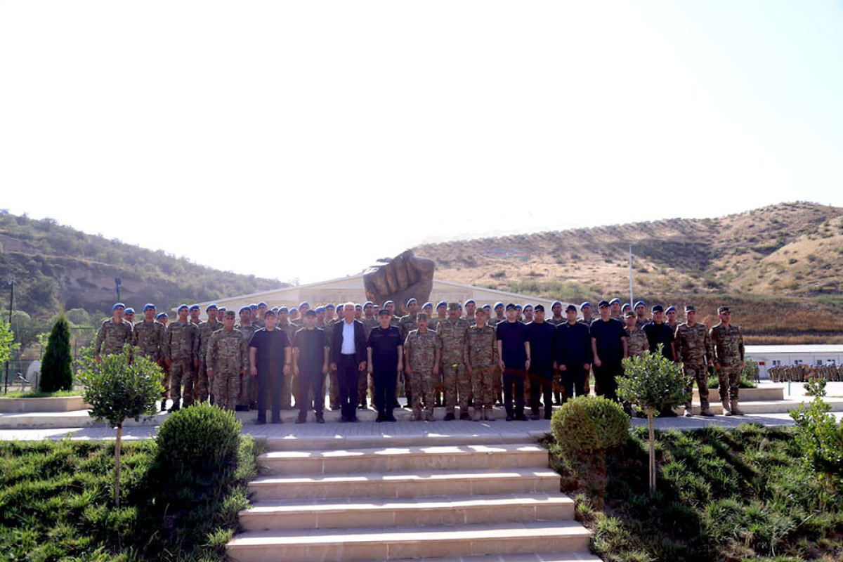 Baş prokuror Kəlbəcər və Laçında olub, hərbçilərlə görüşüb - FOTO
