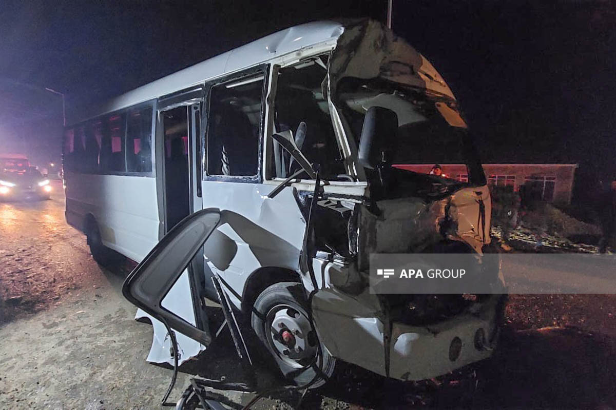 Şirvanda mikrovtubus qəzaya düşüb, 6 nəfər xəsarət alıb