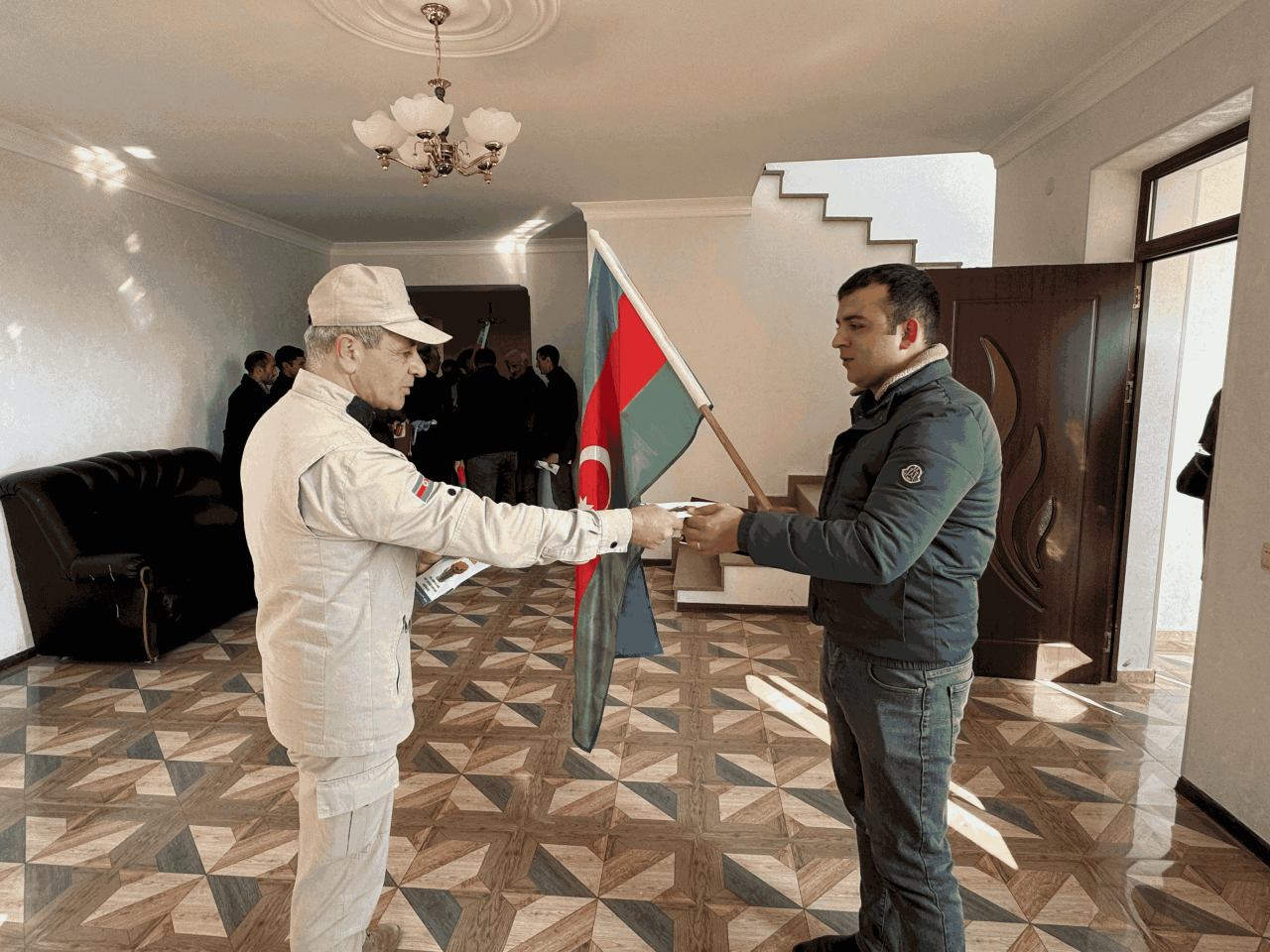 Köç karvanı Xocalı rayonunun Ballıca kəndinə çatıb - FOTOLAR Köç karvanı Xocalı rayonunun Ballıca kəndinə çatıb - FOTOLAR