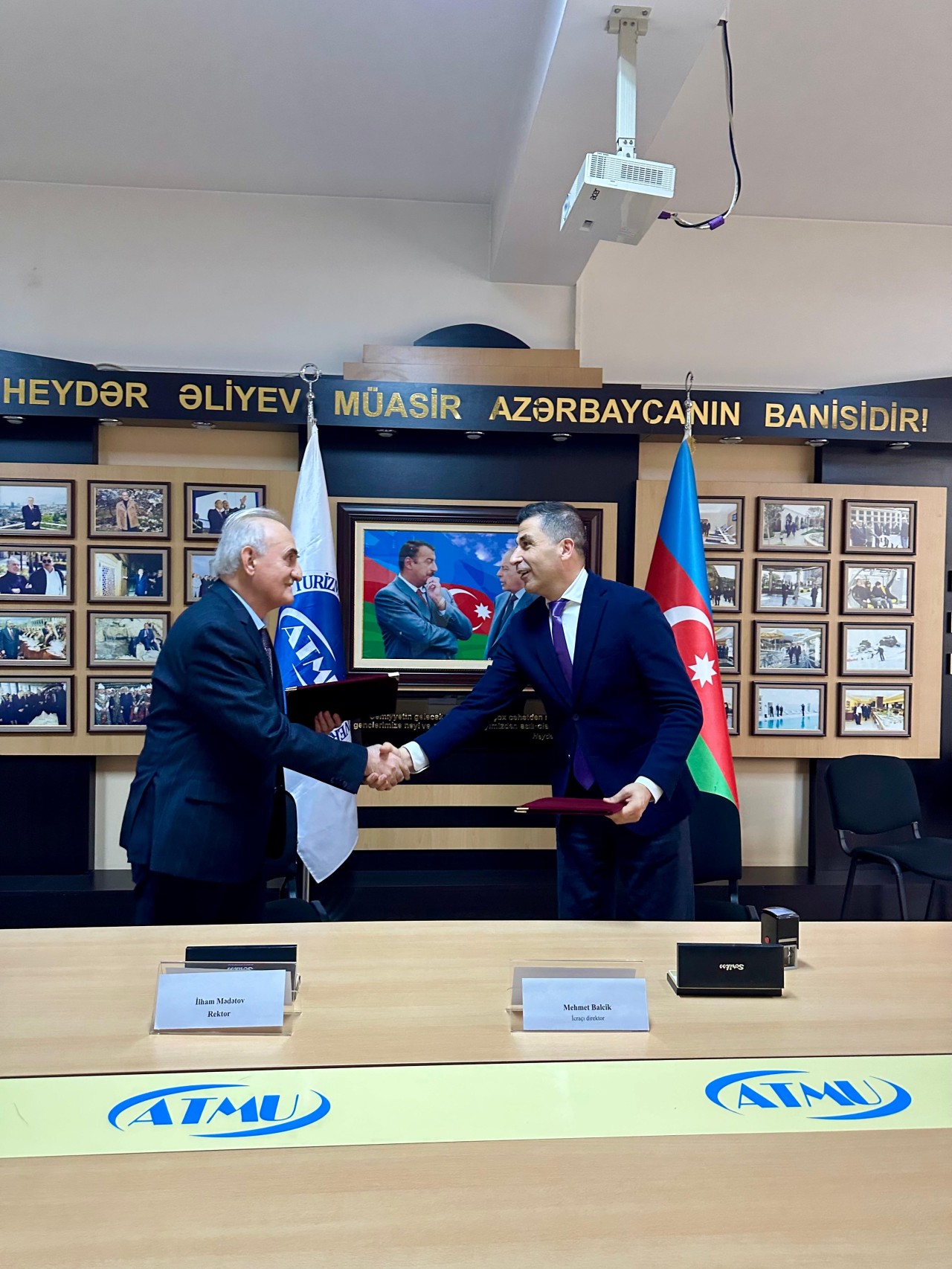 ATMU ilə “Absheron Hotel Group” arasında memorandum imzalanıb - FOTOLAR ATMU ilə “Absheron Hotel Group” arasında memorandum imzalanıb - FOTOLAR
