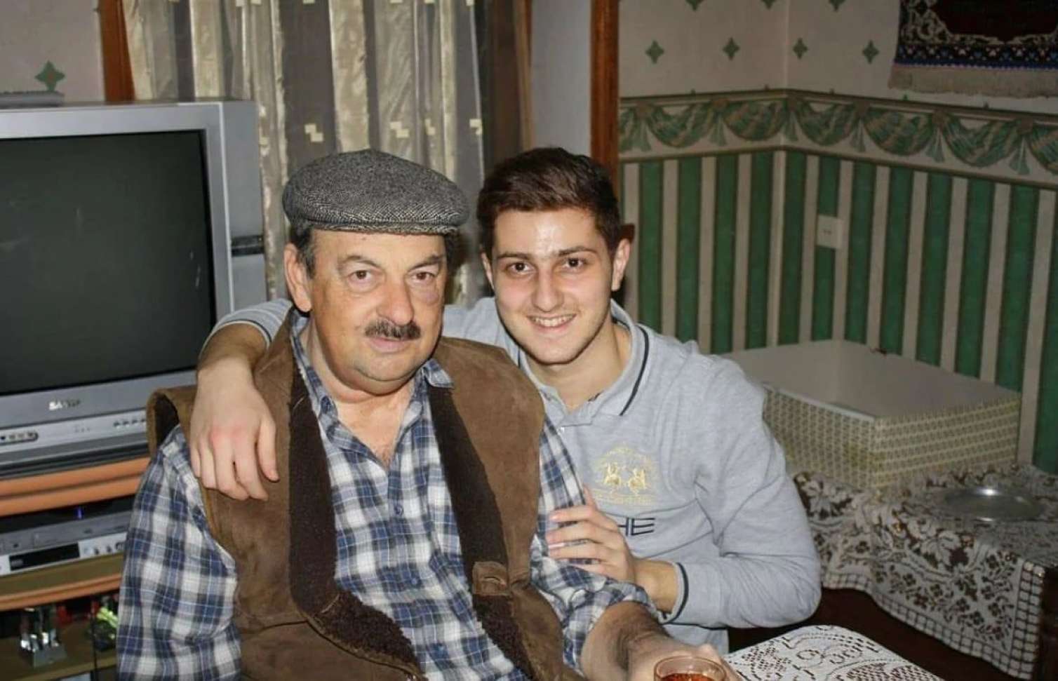 Ağaxan Abdullayevin oğlu sədr seçildi - FOTO Ağaxan Abdullayevin oğlu sədr seçildi - FOTO