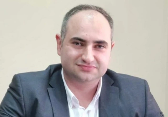 Yeni binalarda qaraj xaosu: Minlərlə sakinin ortaq parkinq PROBLEMİ