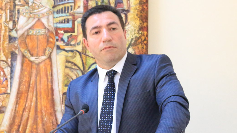 Uşaq atada qalırsa, ana aliment ödəməlidirmi? - CAVAB 2 uzeyir