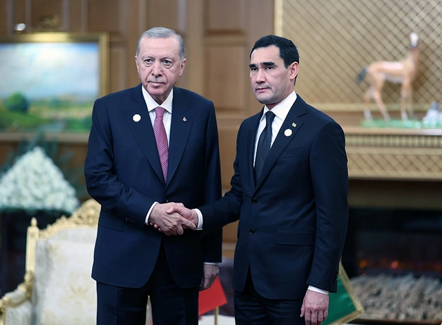 Ərdoğan Putinlə görüşdü