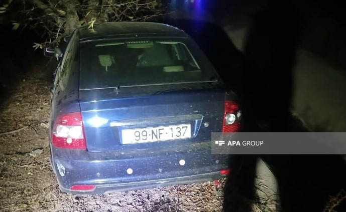 Goranboyda minik avtomobili ağaca çırpılıb, 2 nəfər ölüb, 2 nəfər yaralanıb
