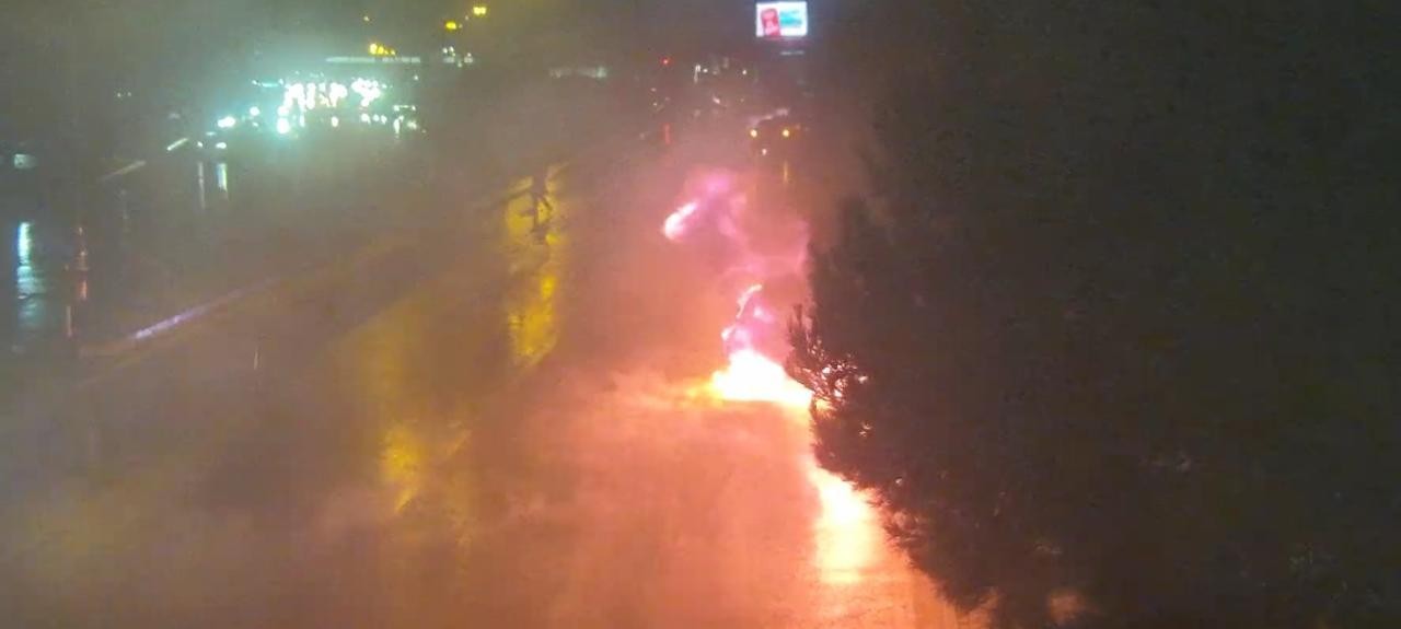 Qəza "20 Yanvar" istiqamətində sıxlıq yaratdı - FOTO