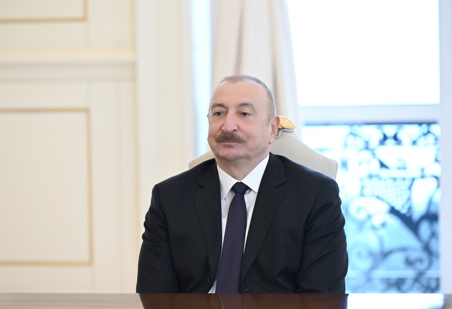 Prezident İranın müdafiə nazirini qəbul etdi - FOTOLAR Prezident İranın müdafiə nazirini qəbul etdi - FOTOLAR