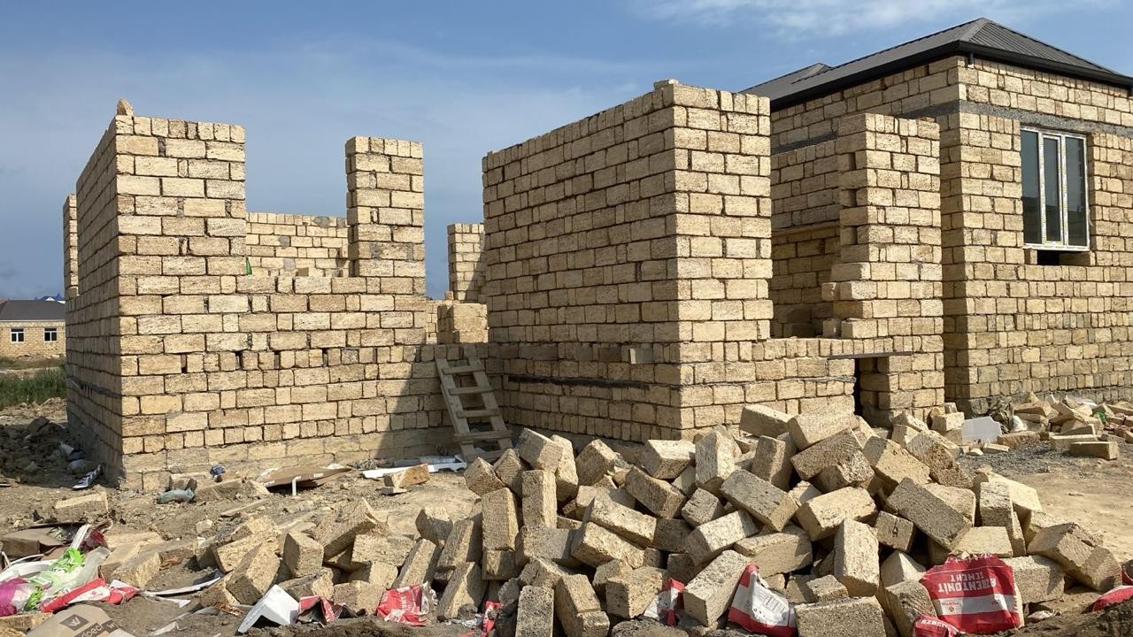 Abşeronda qanunsuz tikintilərin qarşısı alındı - FOTOLAR Abşeronda qanunsuz tikintilərin qarşısı alındı - FOTOLAR