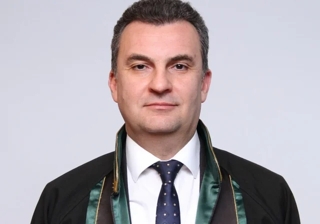 Adını dəyişmək istəyənlərə MƏHDUDİYYƏTLƏR: Kimlərə yox deyilir?