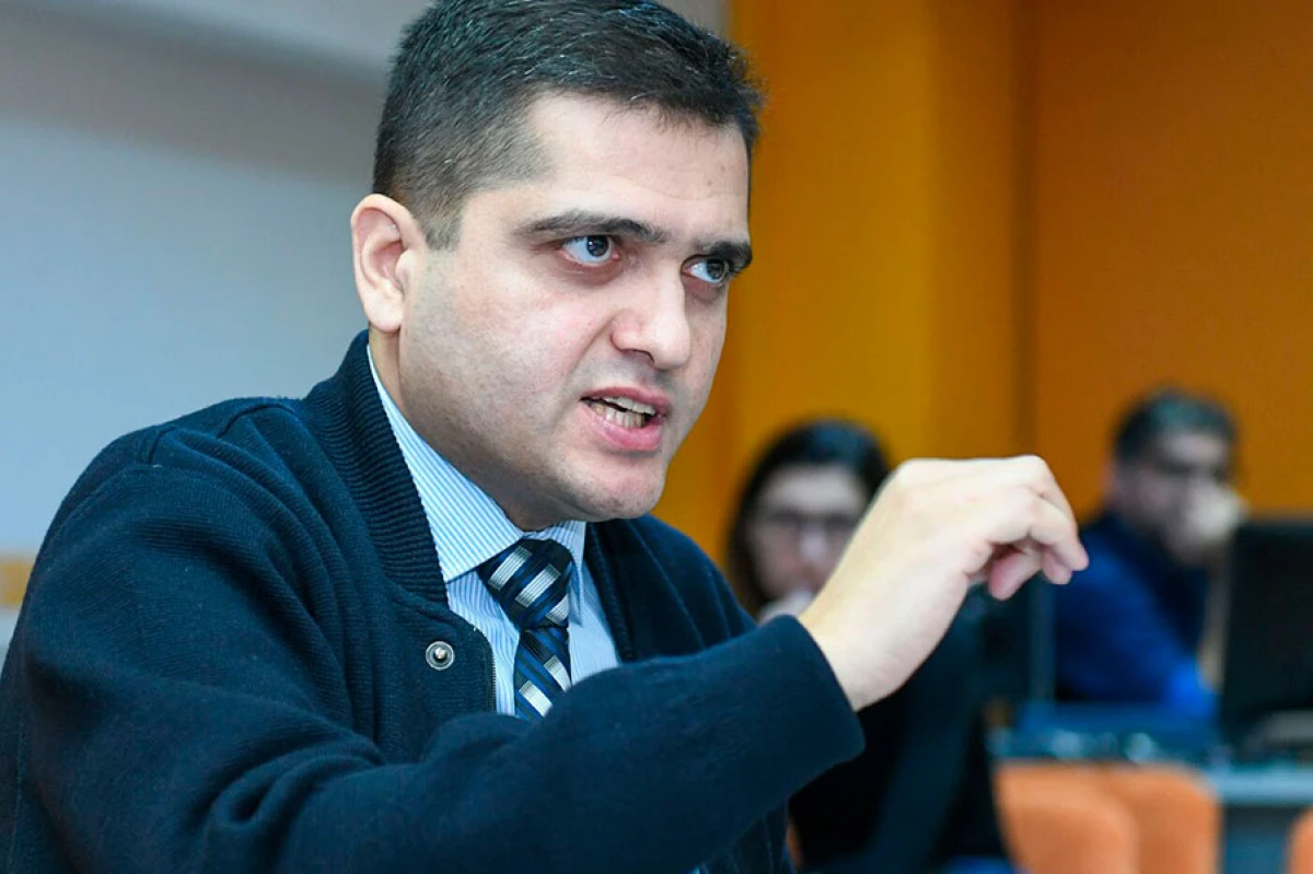 todaypress.tv | Elxan Şahinoğlu: "Həm Ankara, həm də Bakı Paşinyanın qələbəsini istəyir"