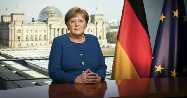 Merkel: Ukrayna münaqişəsinin hərbi yolla həlli olmayacaq