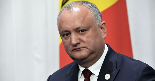 Moskvadan qayıdan Moldova Prezidenti özünü təcrid edib
