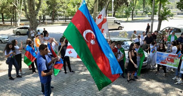 Tbilisidə Azərbaycan Ordusuna dəstək aksiyası keçirilir – FOTOLAR