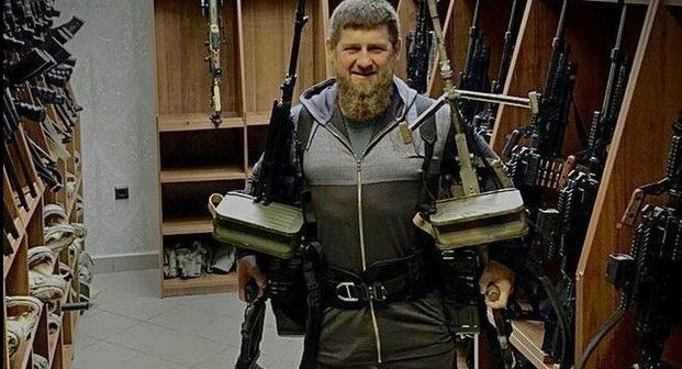Kadırov ABŞ-ın yeni sanksiyalarına pulemyotlarla cavab verdi – FOTO