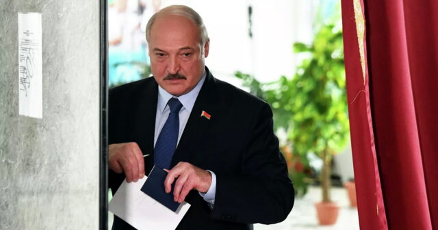 Lukaşenkonun İsveçrəyə girişi qadağan edildi
