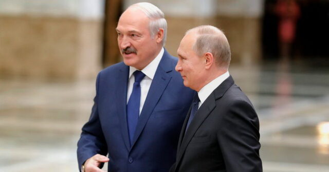 Lukaşenko Putinin qəzəbindən qurtulmaq üçün son gedişini etdi