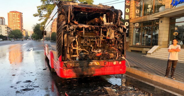 Son iki həftədə BakuBus-ın ikinci avtobusu yandı
