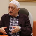 Xalq şairinin FETÖ-yə məktubu ÜZƏ ÇIXDI – FAKT