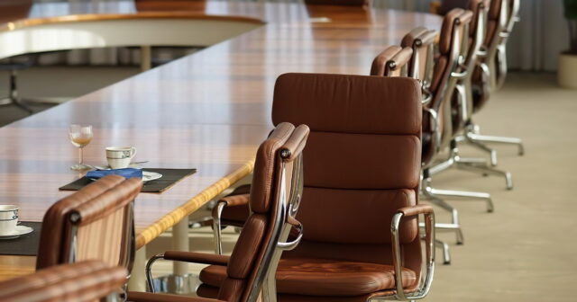 İş başında ölən yüksəkvəzifəli məmurlar – SİYAHI İş başında ölən yüksəkvəzifəli məmurlar – SİYAHI