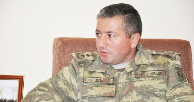 Şükür Həmidovun Vətən müharibəsi zamanı lentə alınmış FOTOLARI Şükür Həmidovun Vətən müharibəsi zamanı lentə alınmış FOTOLARI