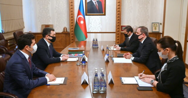 Ceyhun Bayramov Beynəlxalq Türk Akademiyasının prezidenti ilə görüşdü