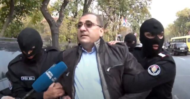 Ermənistanda parlament aparatının keçmiş başçısı saxlanıldı